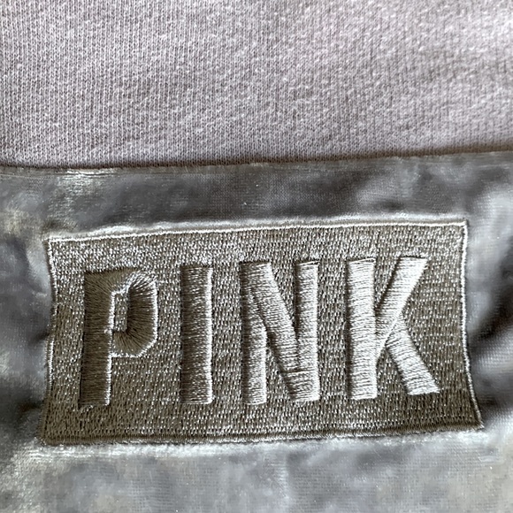 Victoria’s Secret Crop Sweatshirt Sz S Grey/ hint of Purple. Amazing Condition ! - Picture 7 of 7